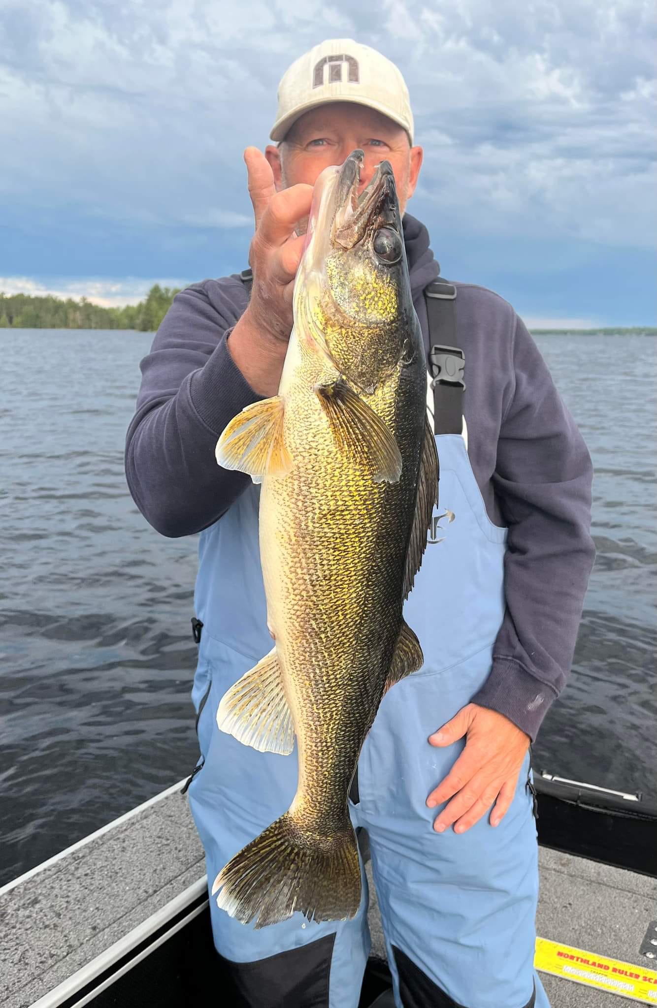 Camp Narrows Lodge, Ontario Fishing